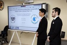 Estudiantes Javier Arroyo y Carlos Peralta de la carrera Ingeniería Electromecánica.