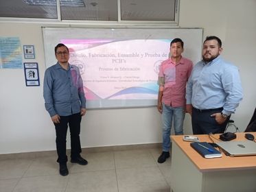 Estudiantes UTP Chiriquí se capacitan en diseño de circuitos impresos con Altium 