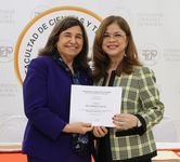 Entrega de reconocimiento.