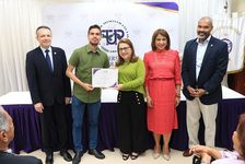 Entrega de Certificados.