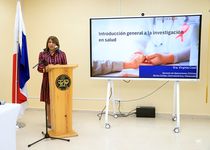 Rectora encargada, Dra. Ángela Laguna Caicedo, encargada de brindar las palabras de bienvenida
