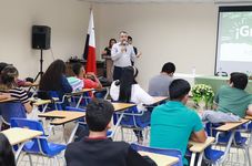 El evento inició con las palabras de bienvenida por el Mgtr. Abdiel Saavedra, Subdirector de Vida Universitaria. 