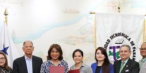 Foto grupal de la actividad.