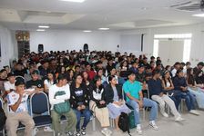 Estudiantes de IVEU