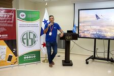 Mgtr. Julio Toro, expositor de Copa Airlines 