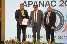 Reconocimiento al Dr. Martín Candanedo.