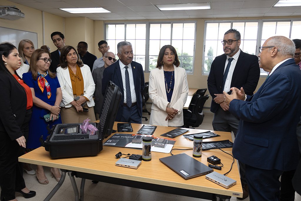 La UTP presenta nuevos laboratorios que refuerzan áreas de biociencias ...